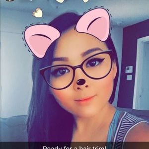 Meet your Posher, Emily